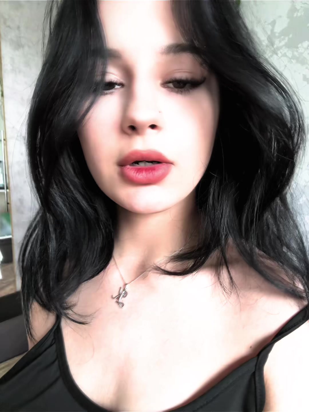 @темный романтик🕸️
