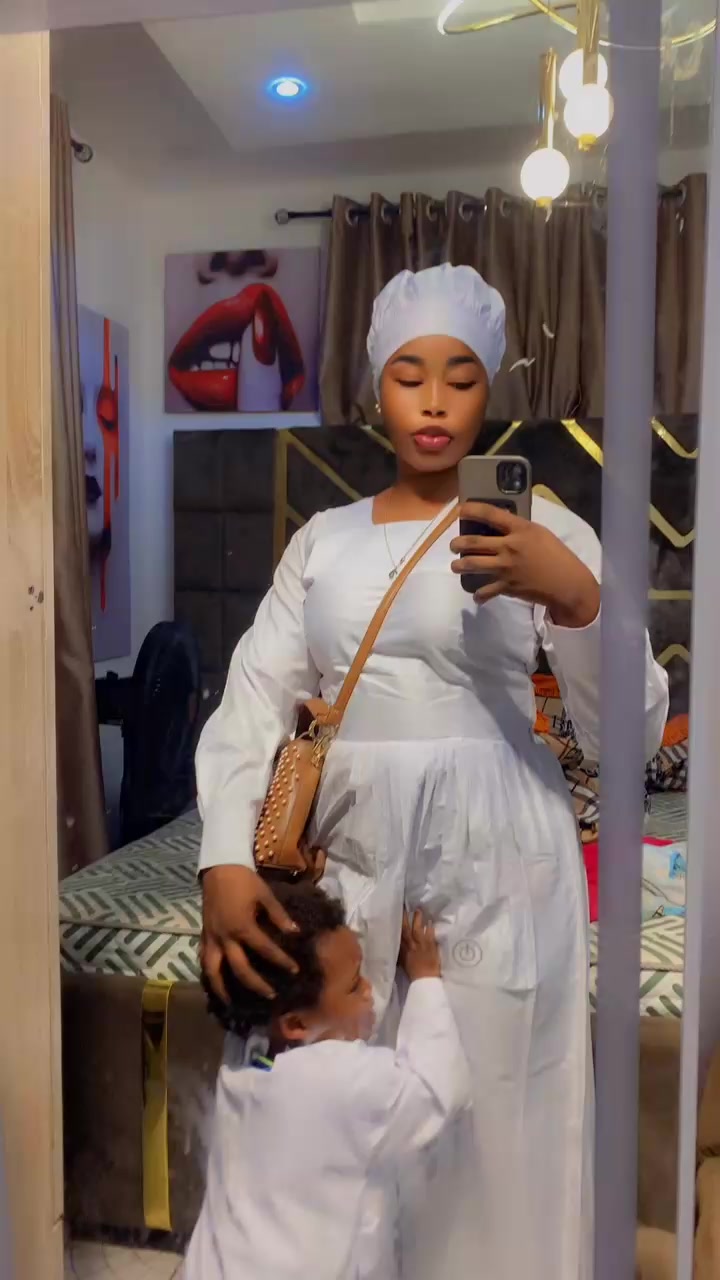 @Iremide_wears