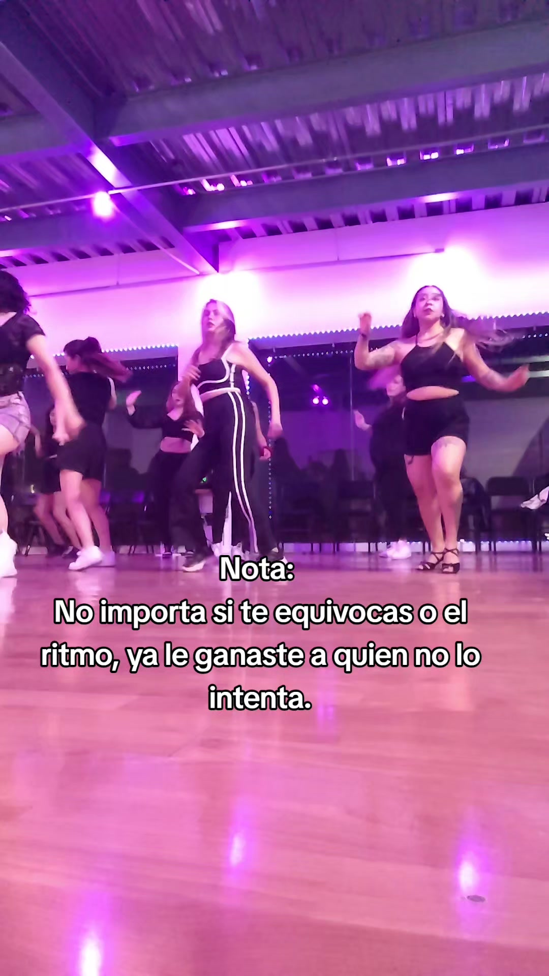 @Nadia Isabel Flores