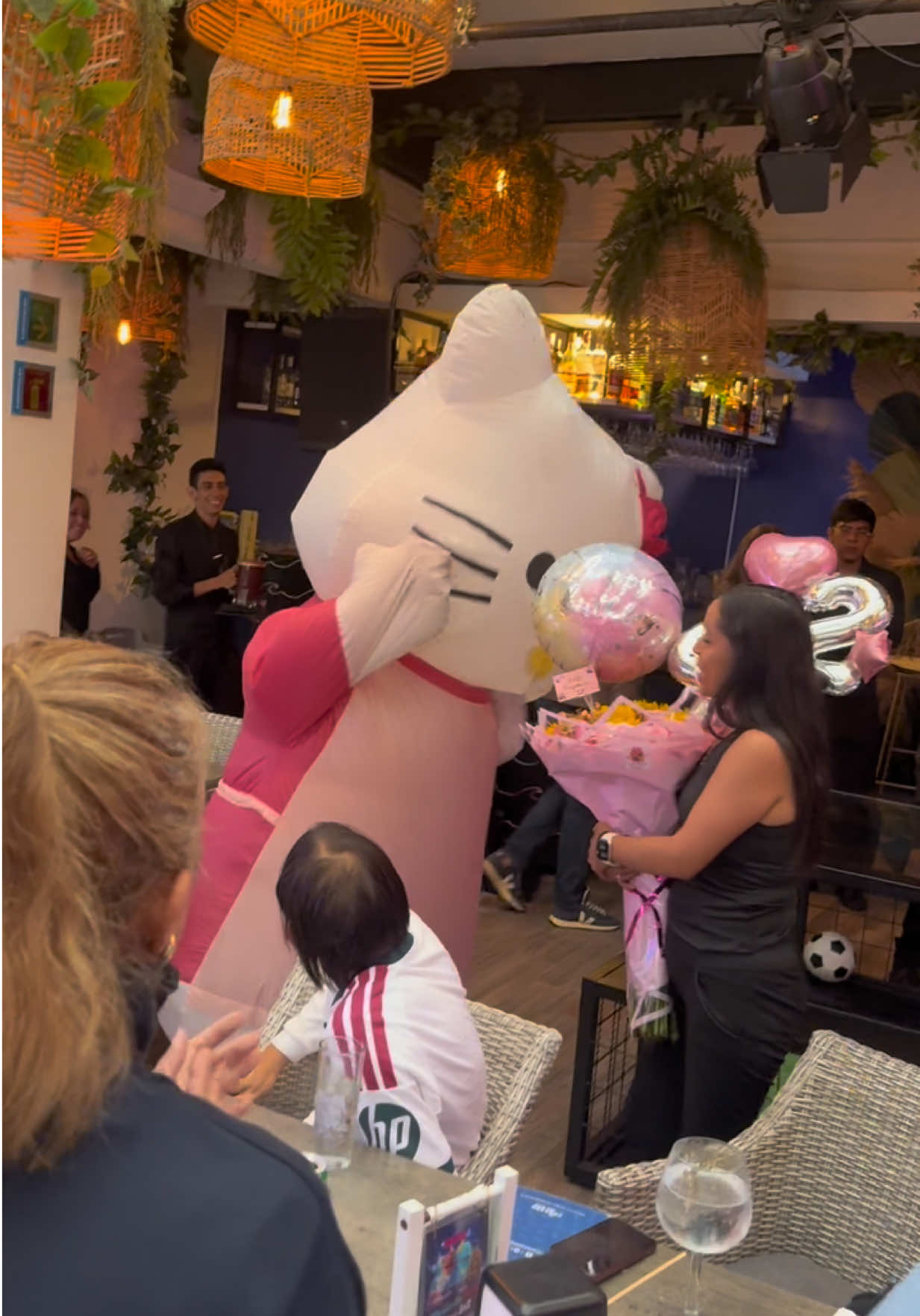 @D’cora_ShowMX