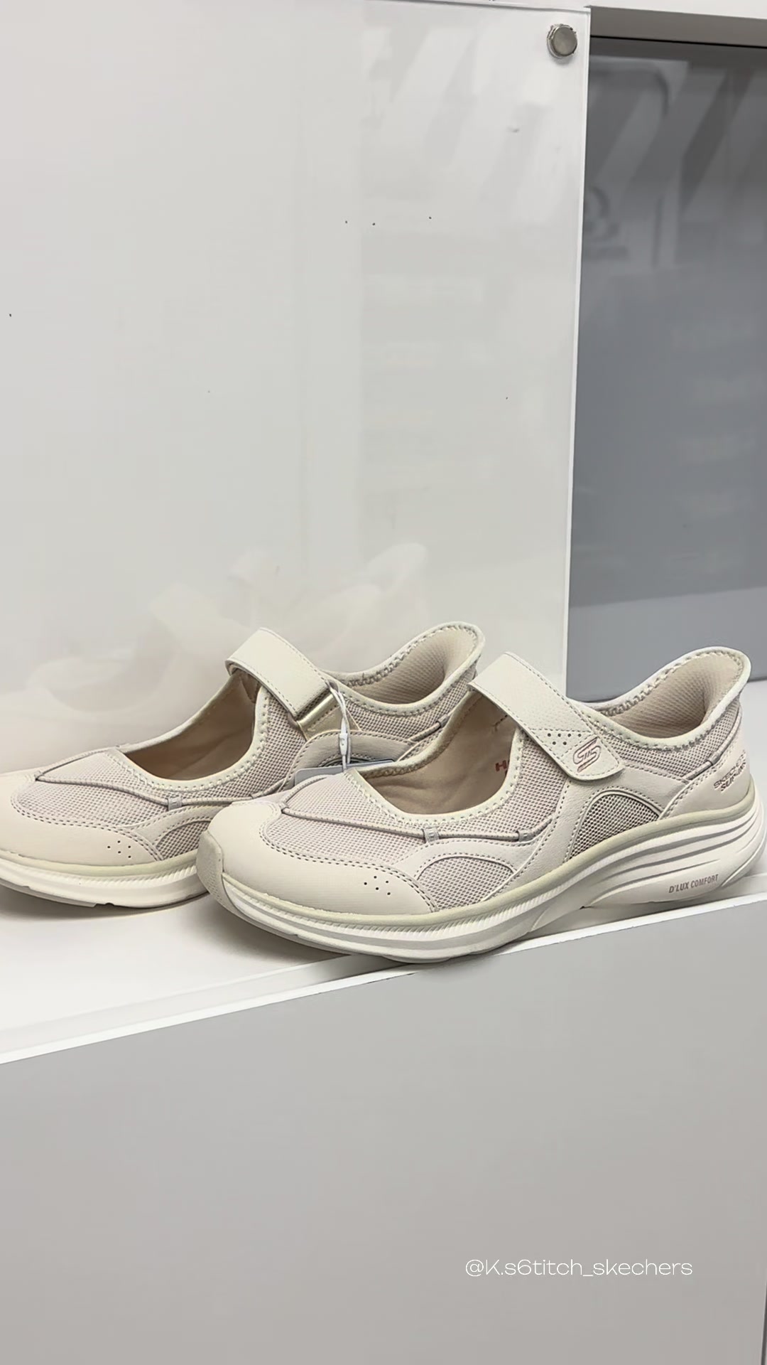 @K.S6titchSkechers