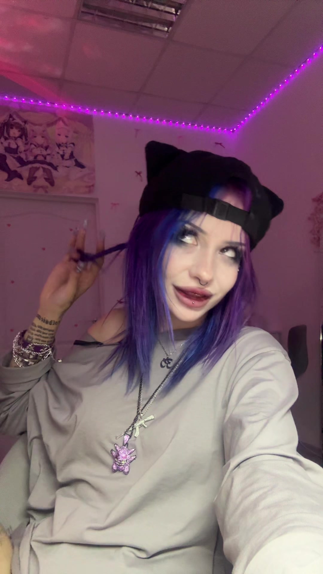 @exumi