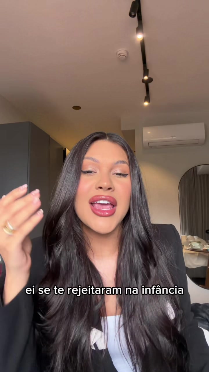 @Ayarla Souza