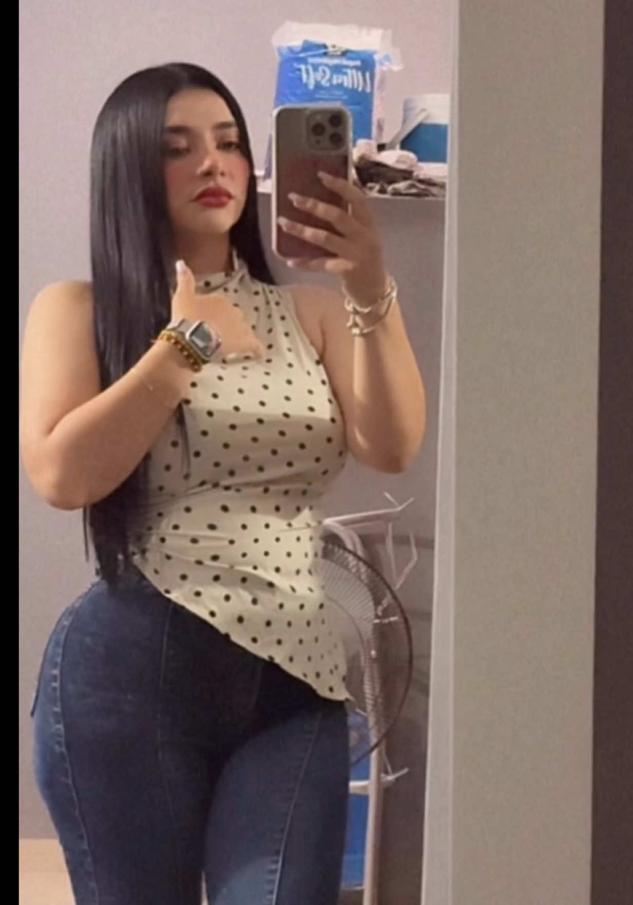 @Celita🍒👑