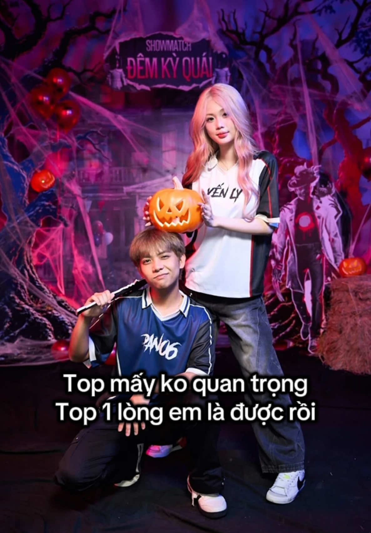 @H&ugrave;ng Cam Đ&acirc;y N&egrave;