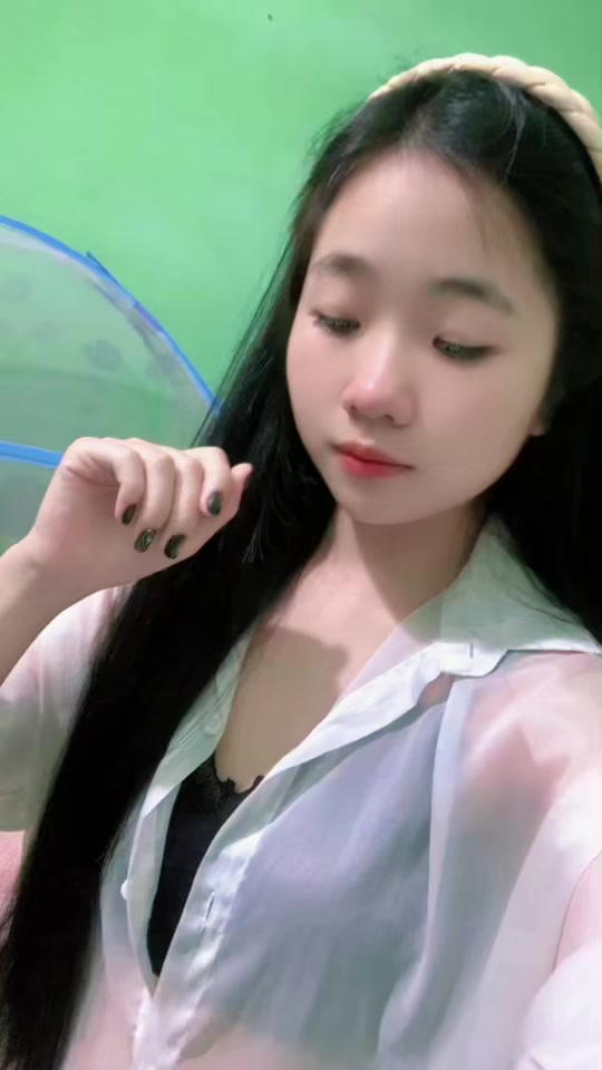 @Phan Hà Trang🌷