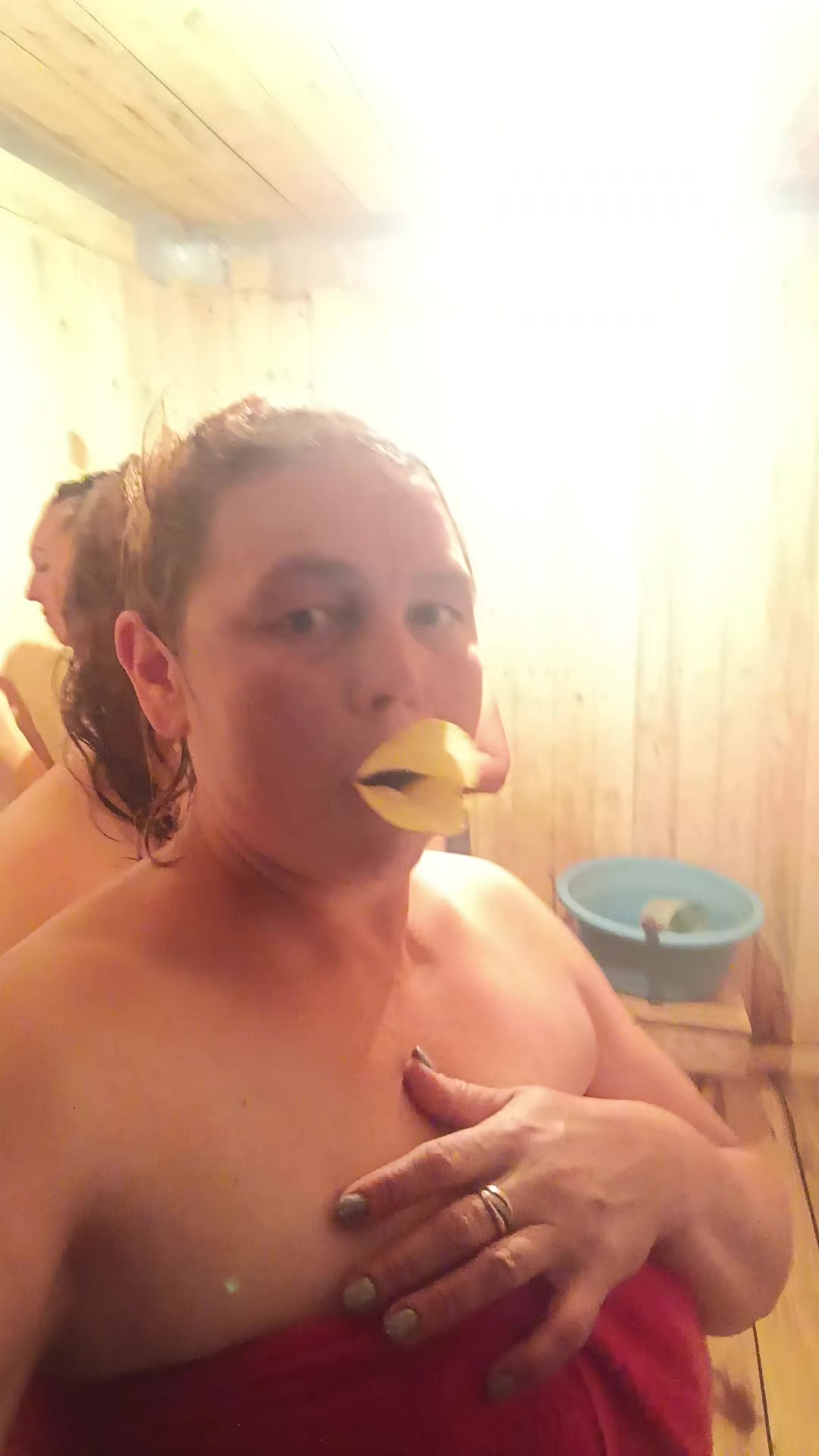 @Алёнушка