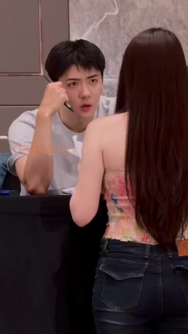 @Gies Noona ☽̶☾