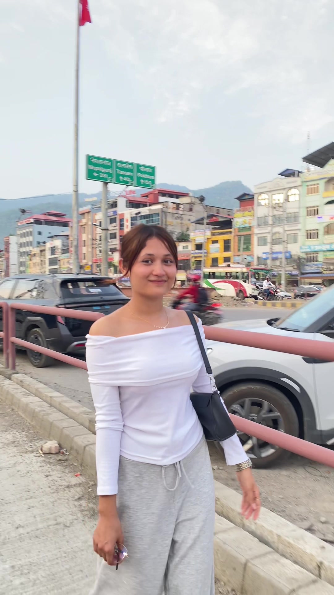 @दिव्या क्षेत्री ।