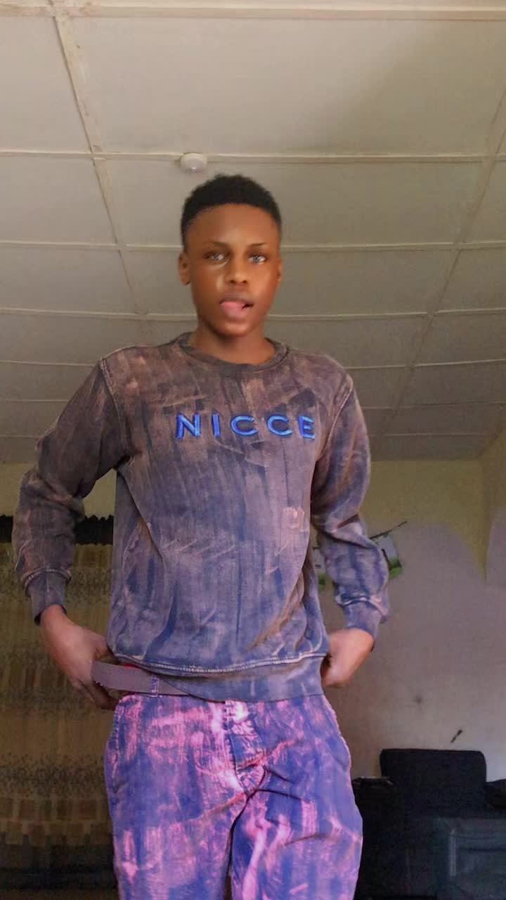 @shalomthefemboy