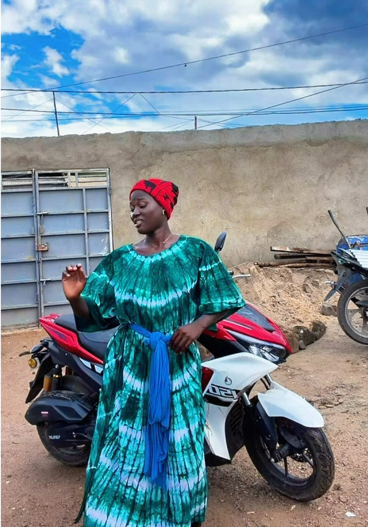 @REINE 👸🏿DOUCE💜12