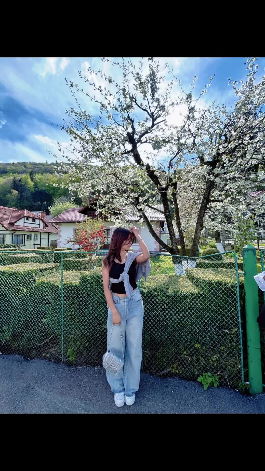 @Ann______e