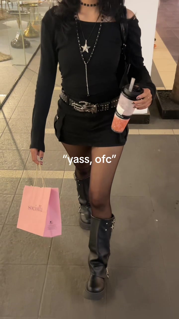 @charapelia