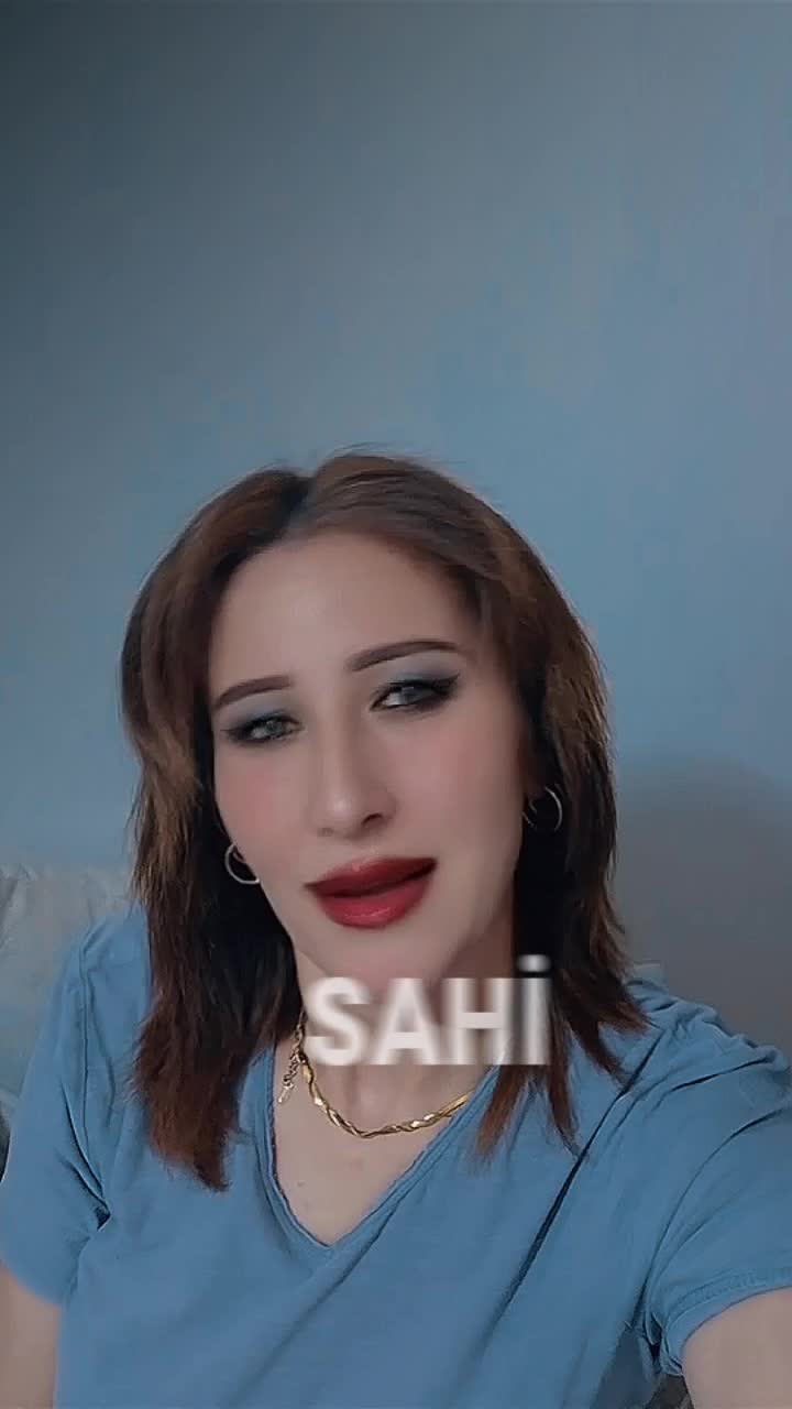 @emelııı