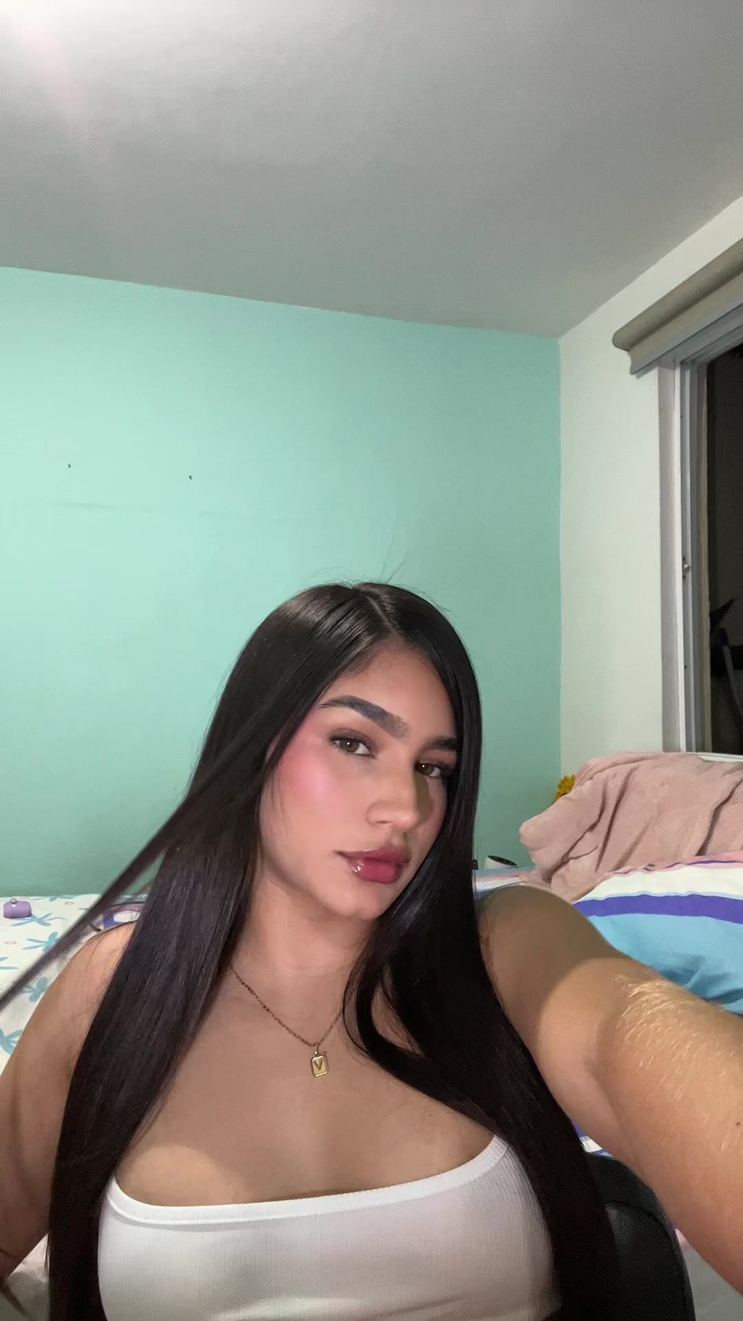 @Valentina