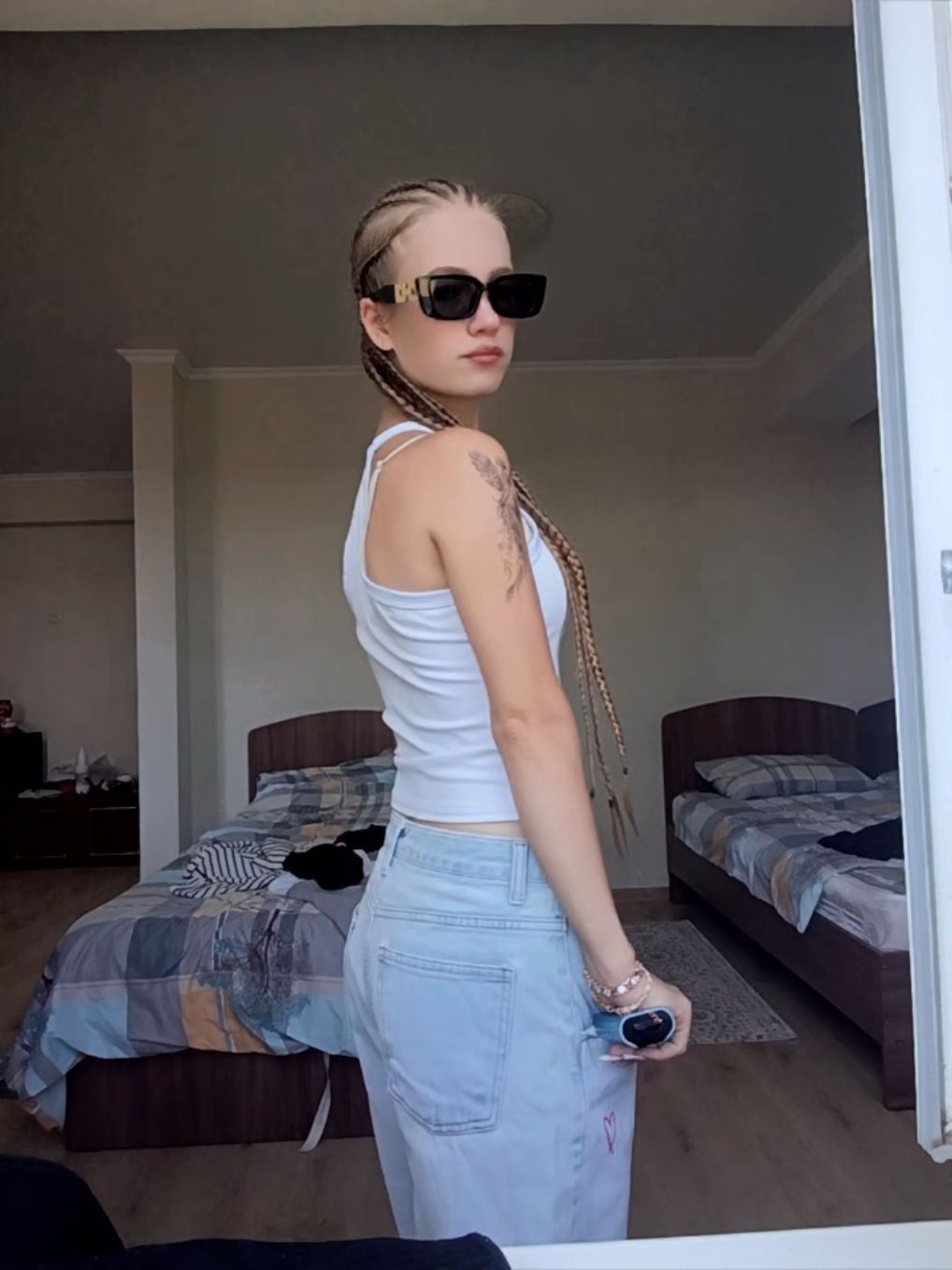 @Нютик