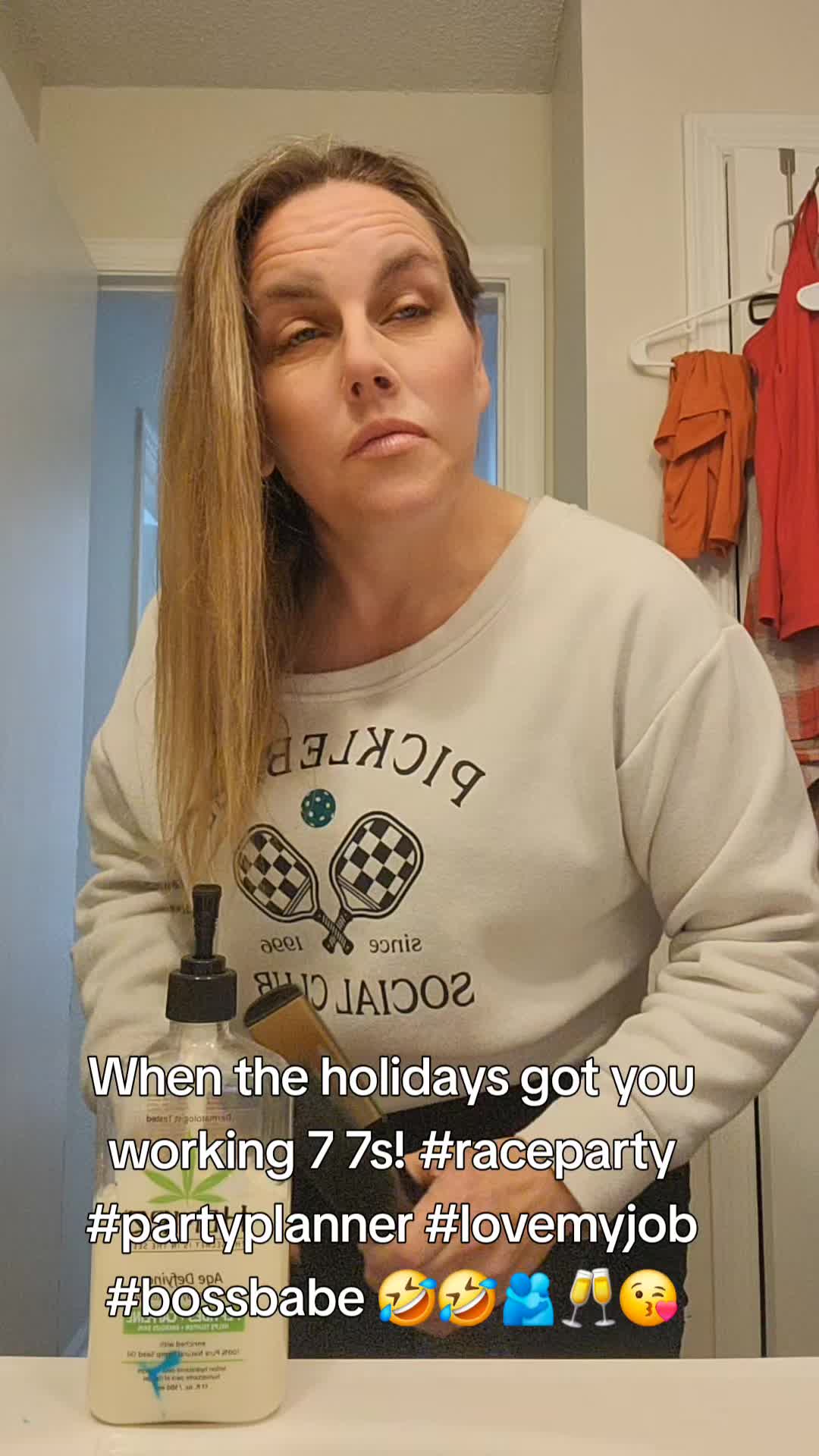 @Lovely Laura!