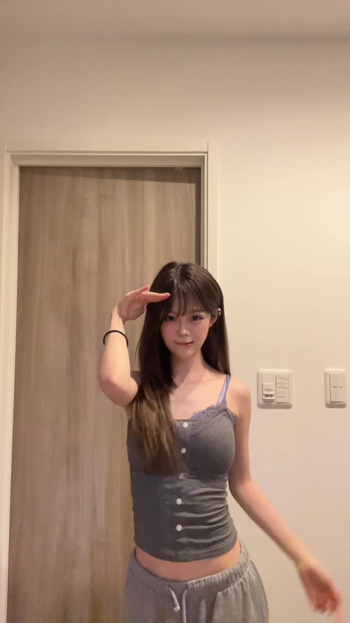 @にゃんぷー