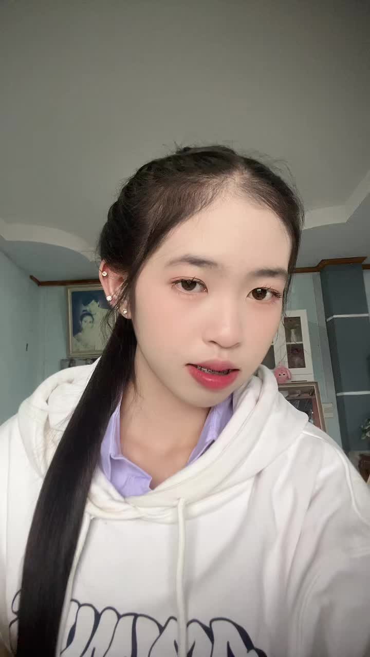 @:F
