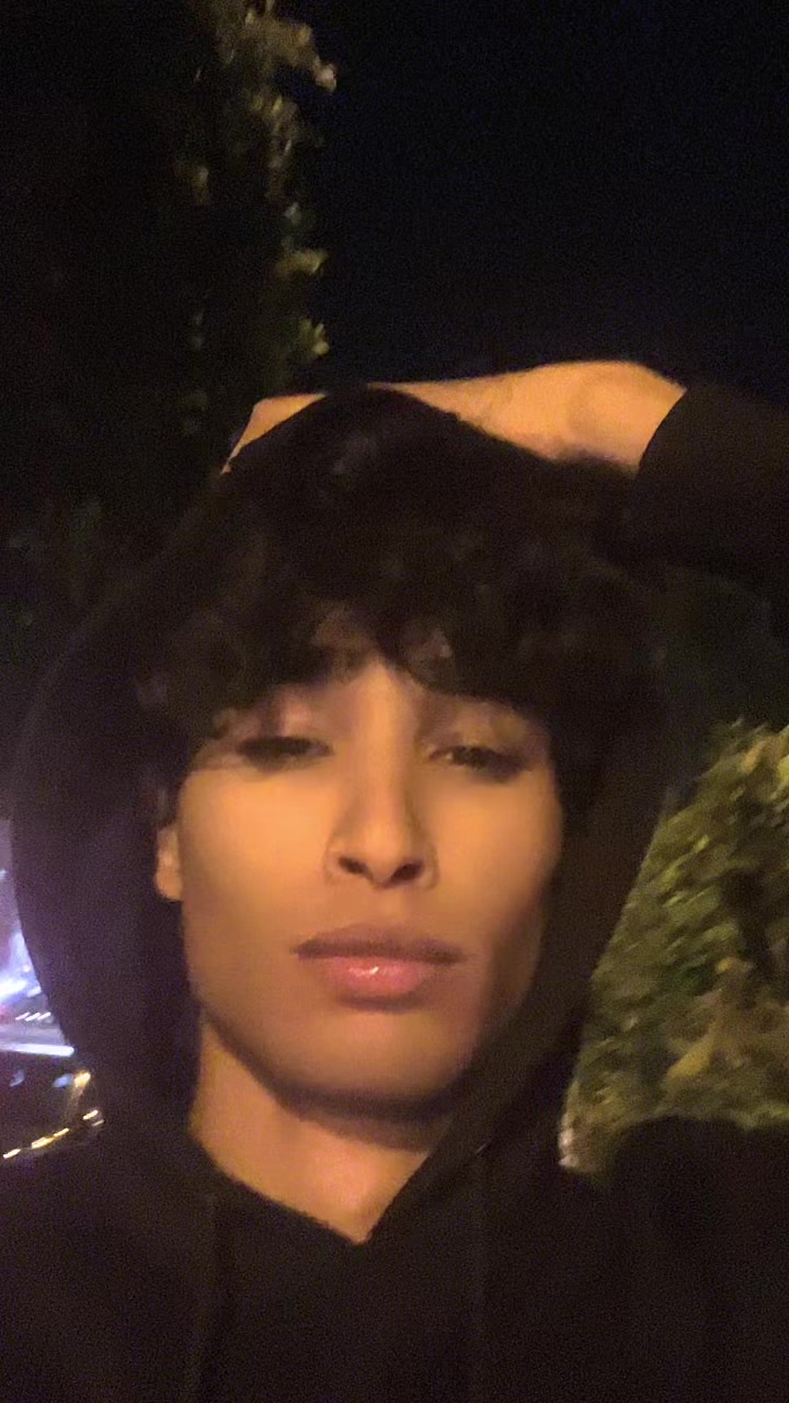 @Yixa