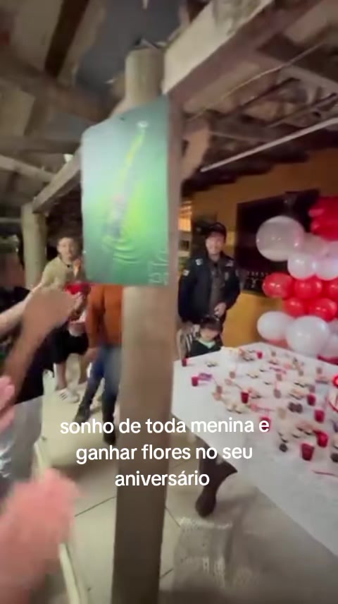 @Paola Caroline