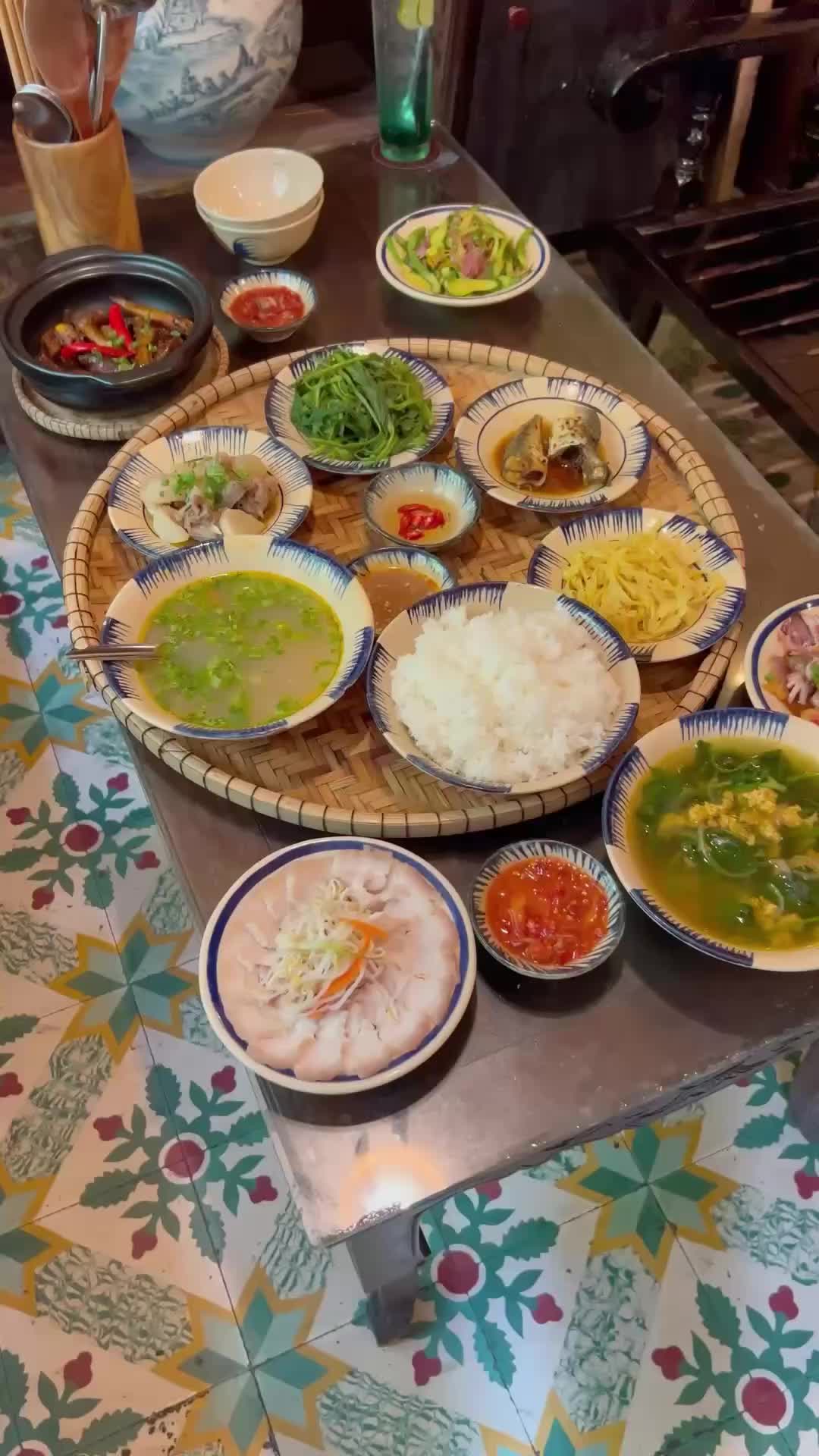 @CHẠC cơm nh&agrave; & c&agrave; ph&ecirc;