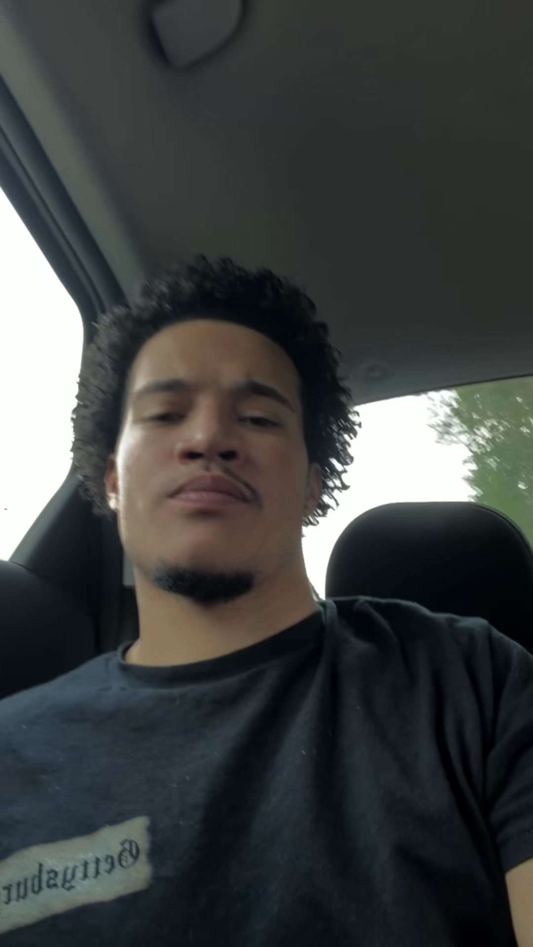 @Joessette