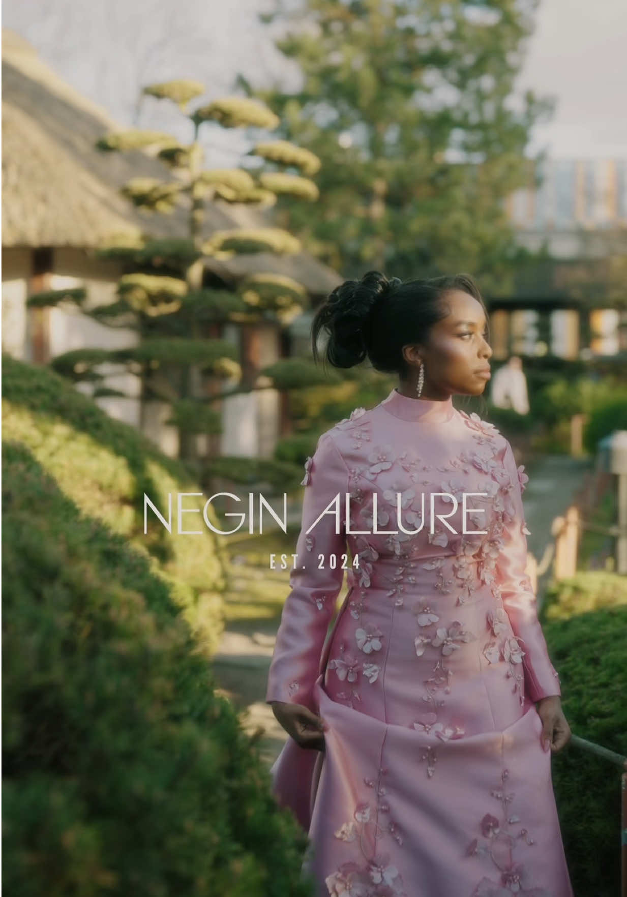 @neginallure