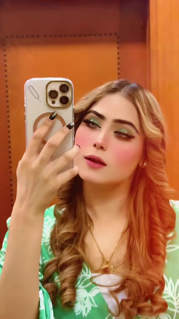 @Reema Khan