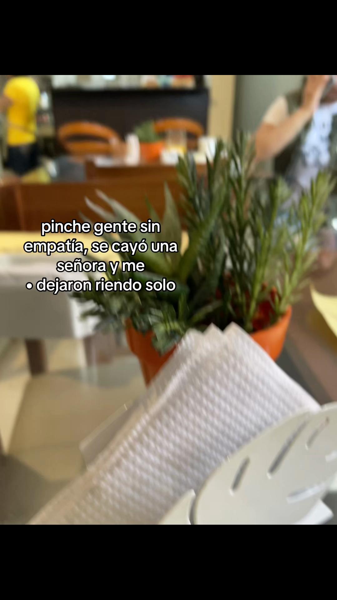 @WhatStory🥃🧃