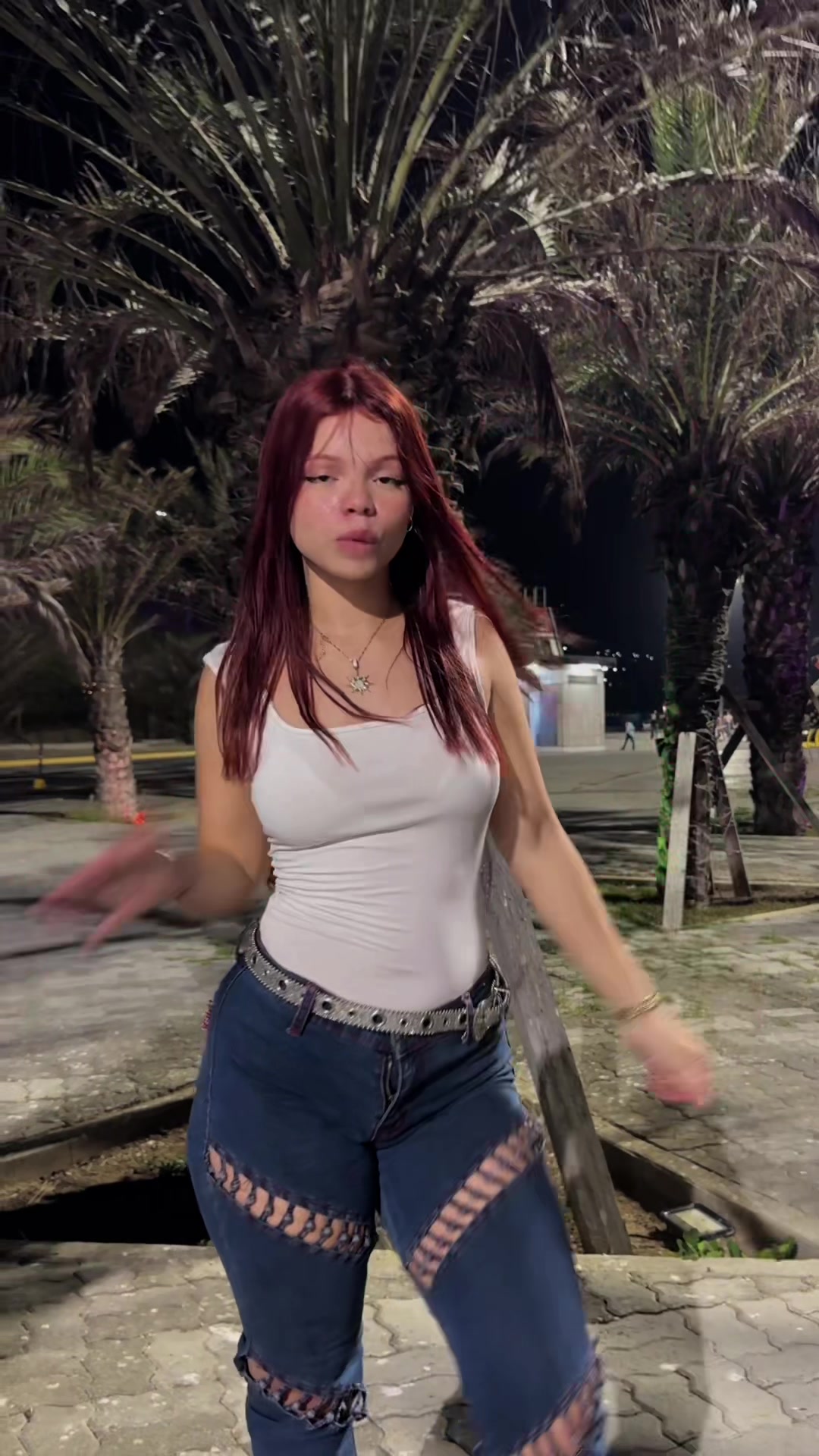 @deli_ariana1