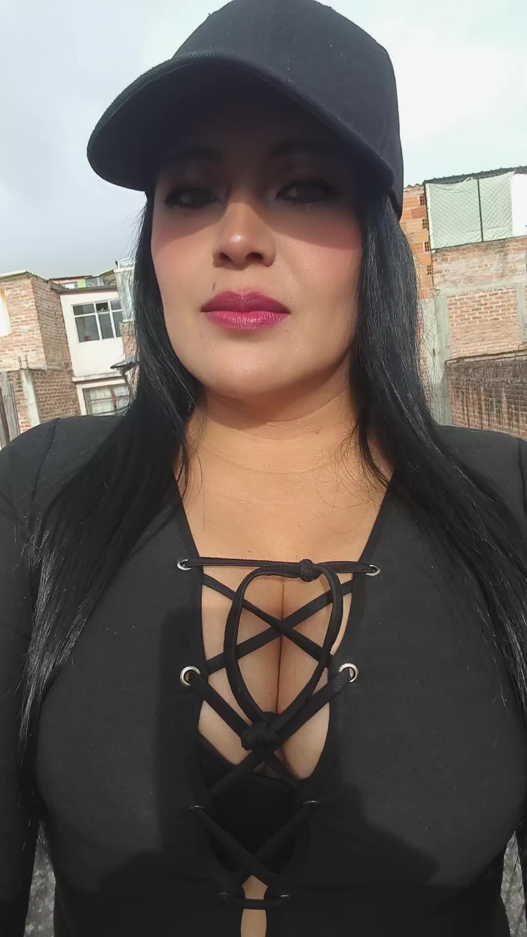 @Danii🌹🔥