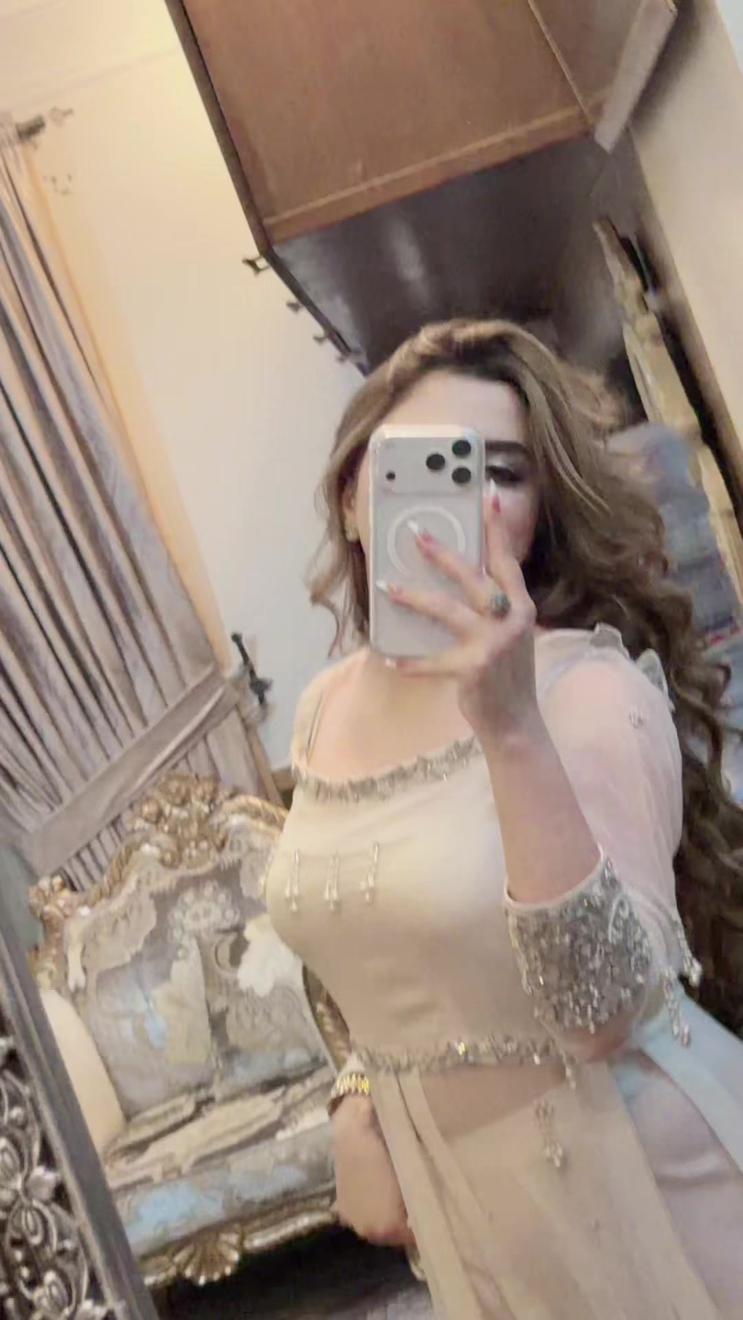 @Malaikakhattak444