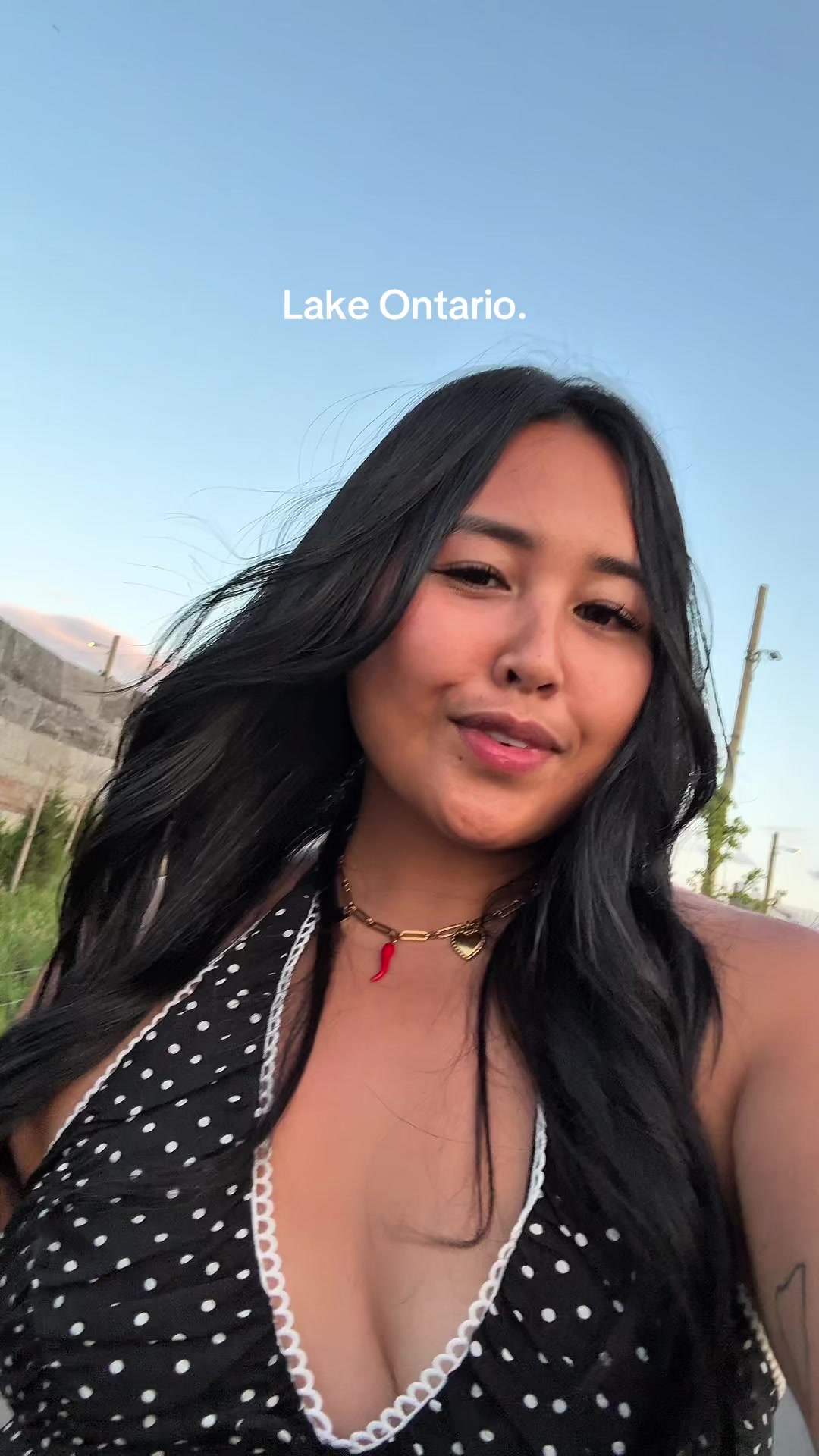 @Ang ☻🇨🇦