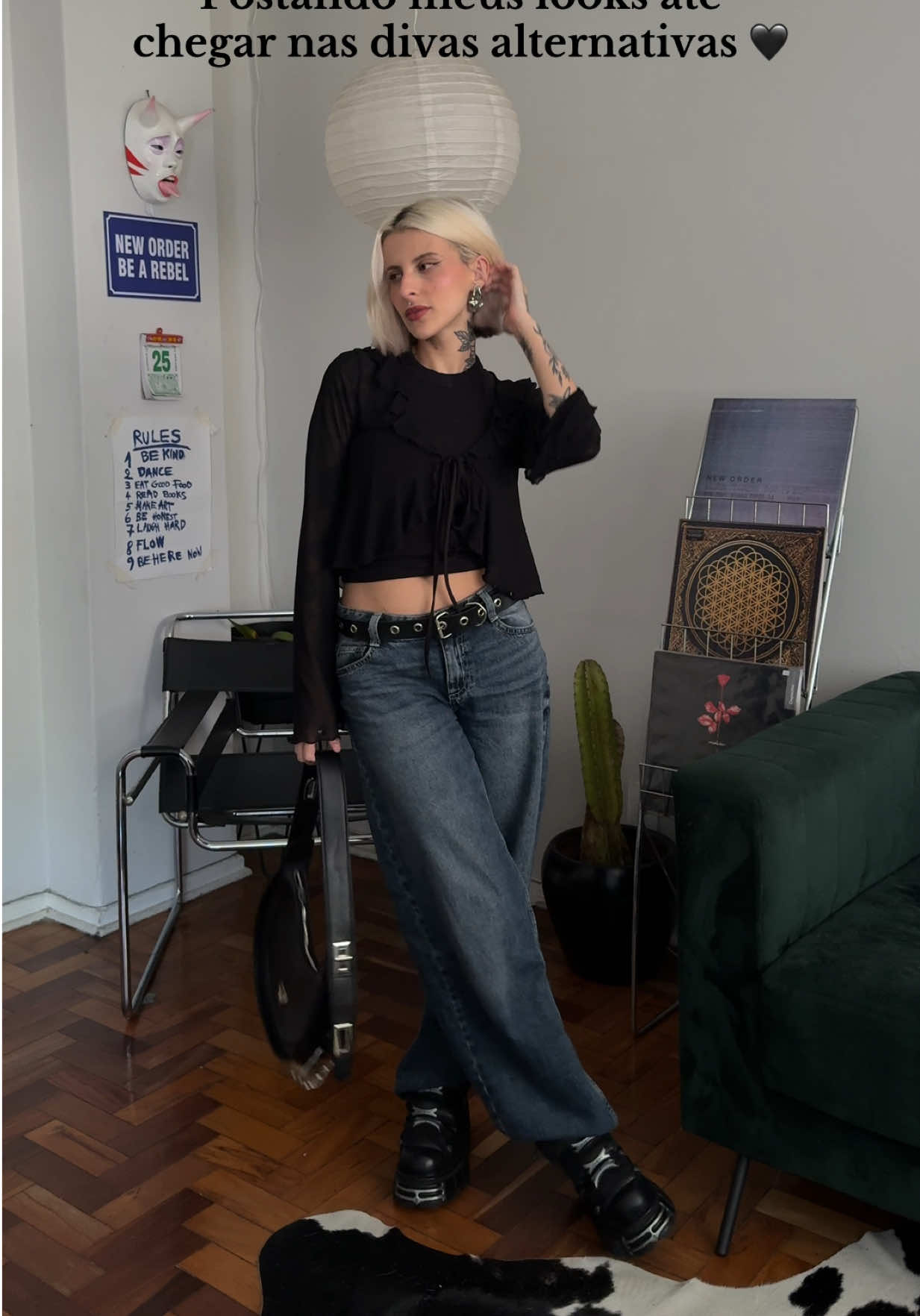 @letícia kohanoski 🥀⛓️🖤