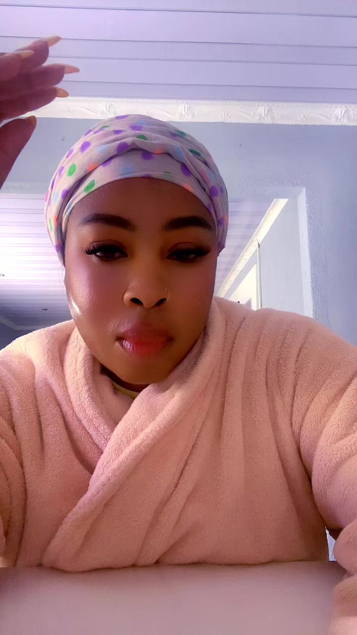 @Pretty Palesa🌺🌹