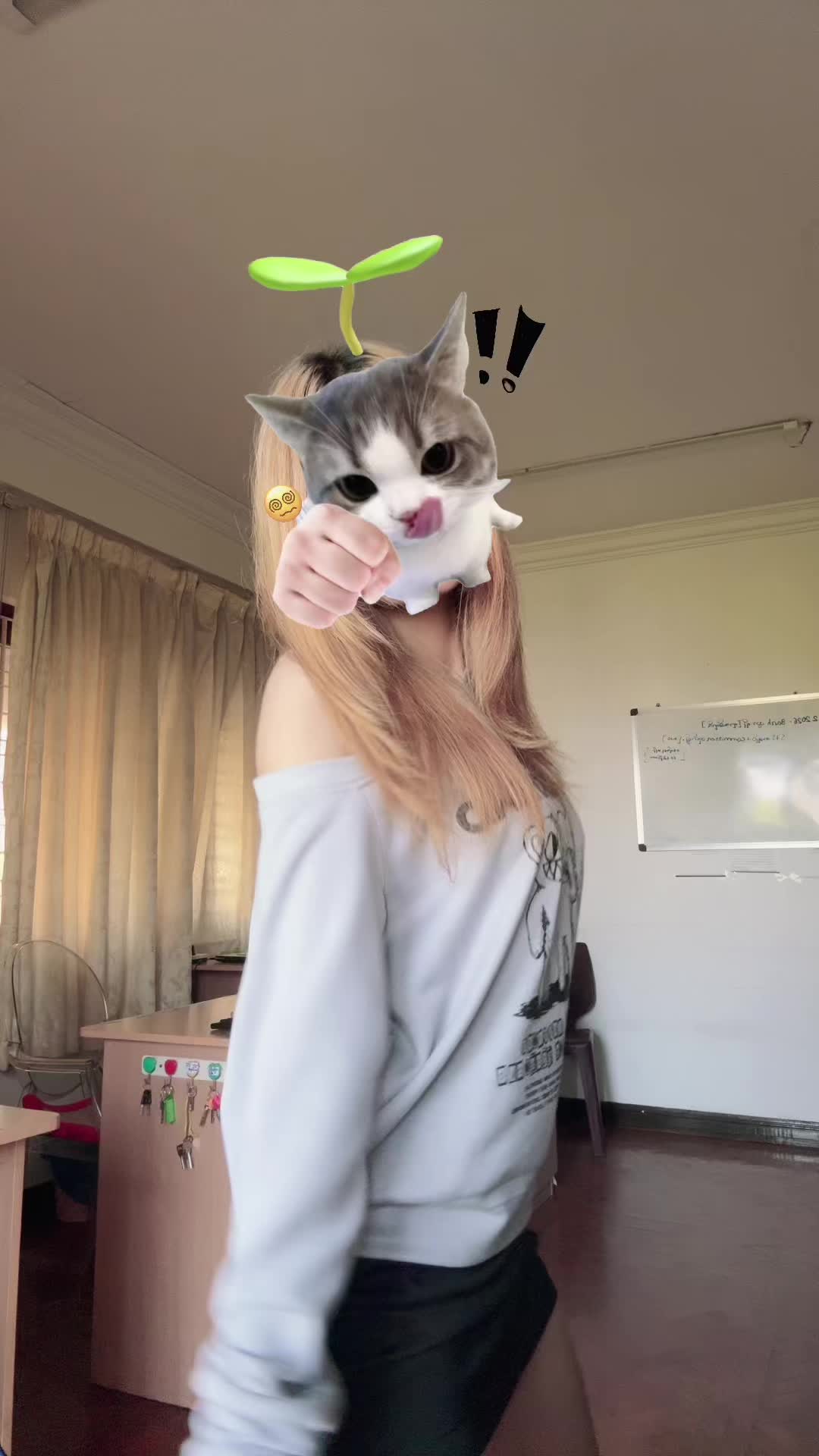 @Akari🦦