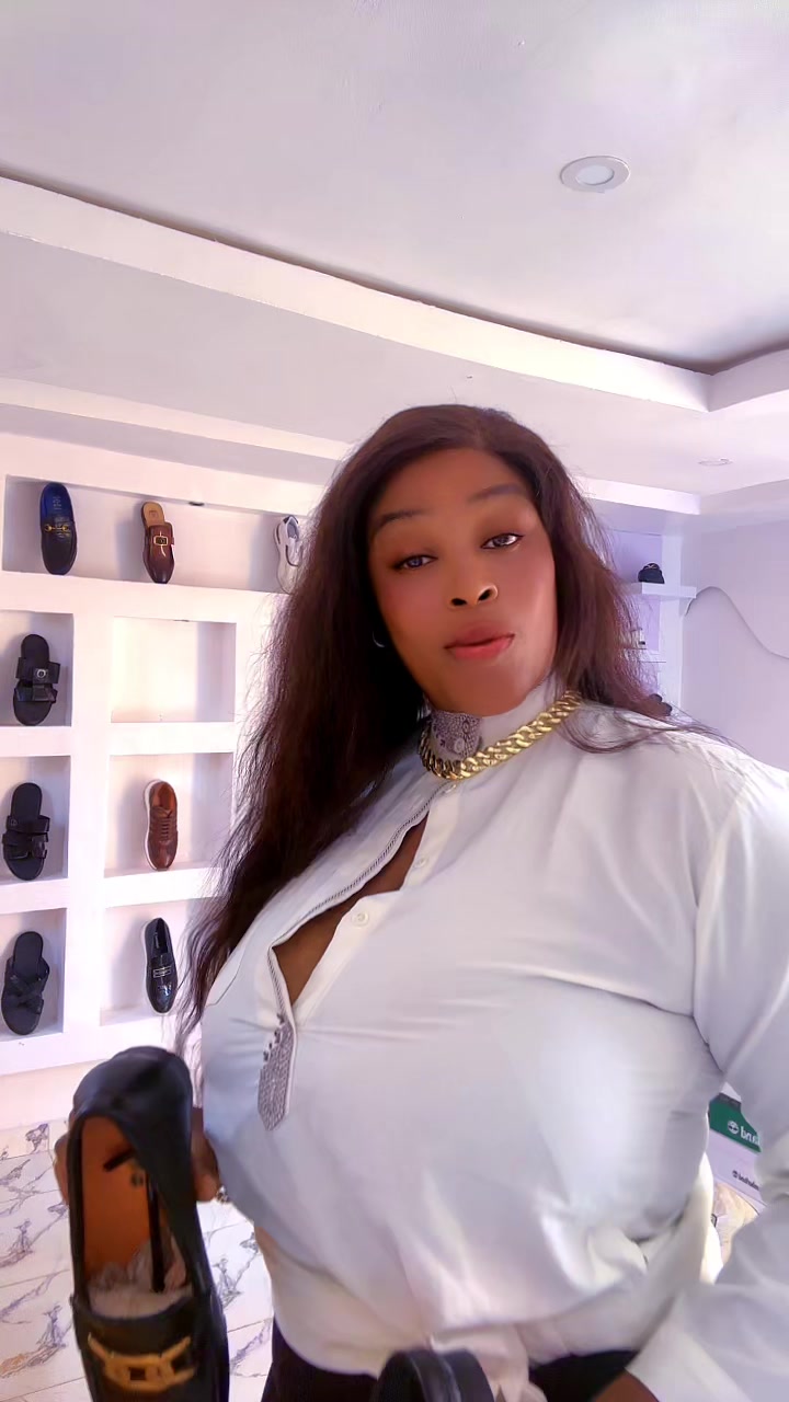 @Wisecrakingofnaomi