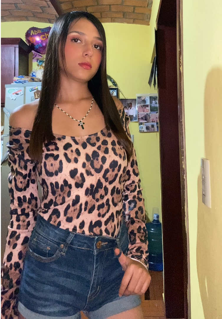 @Estefany🖤