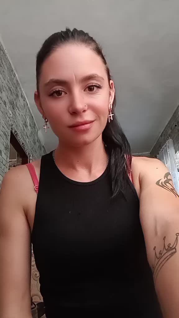 @❤ Какая есть другой не стану😈