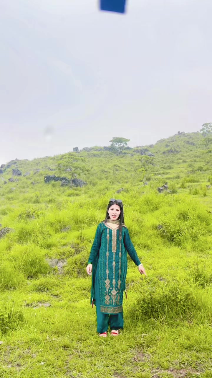 @अमृता खत्री