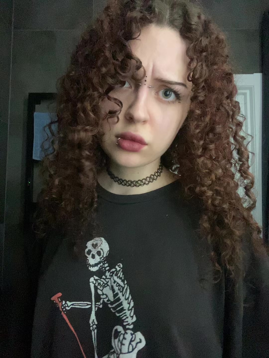 @пистолетова.