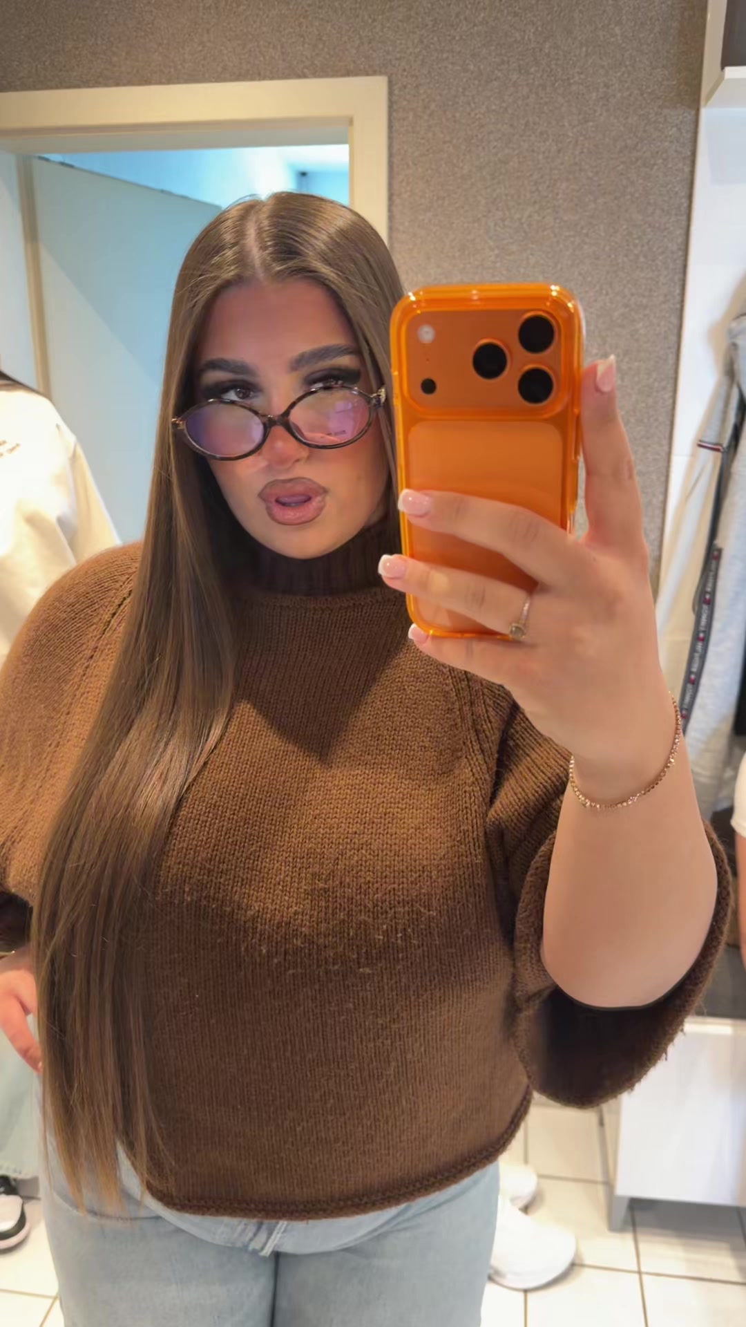 @andjela