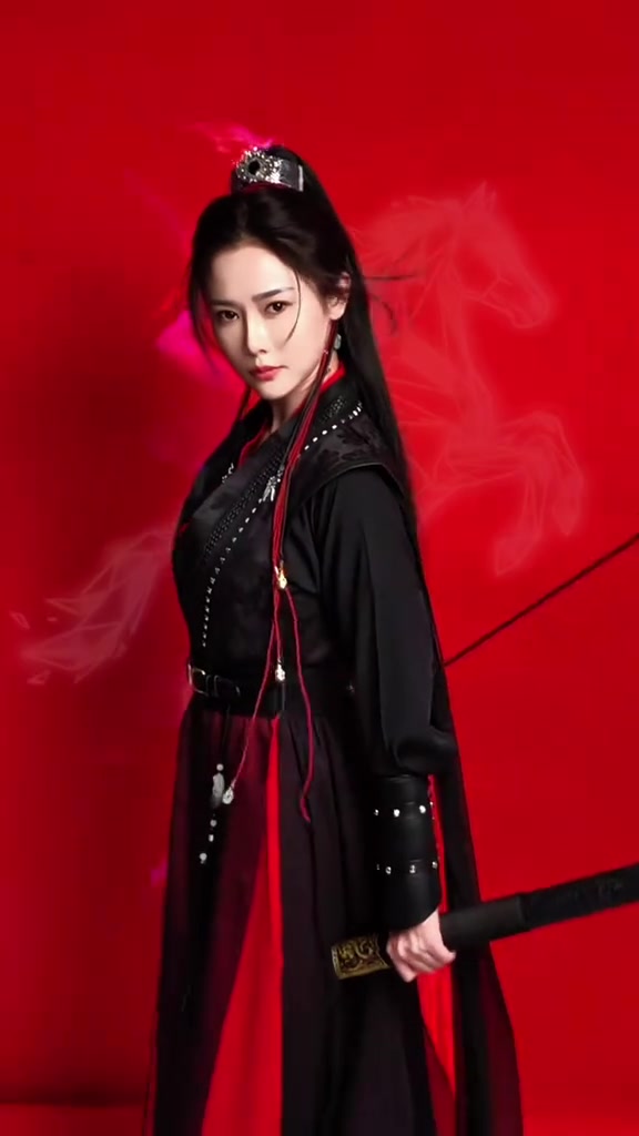 @蒂娃&middot;萨菲拉 ｜Diva Safira