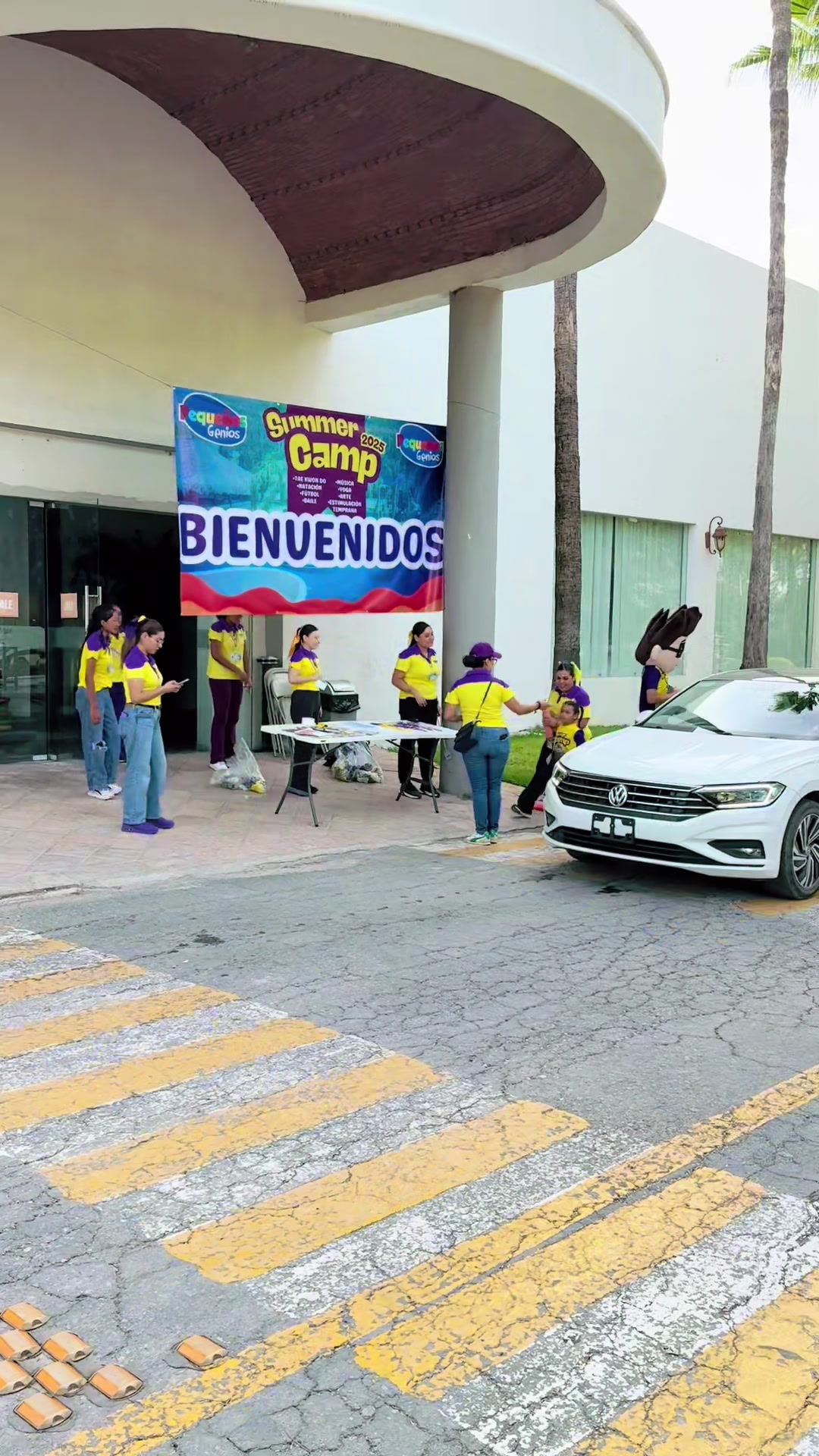 @Instituto Pequeños Genios