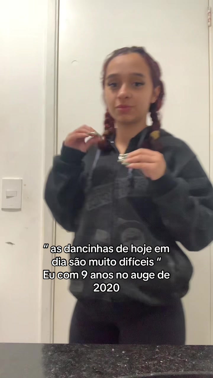 @JU👾