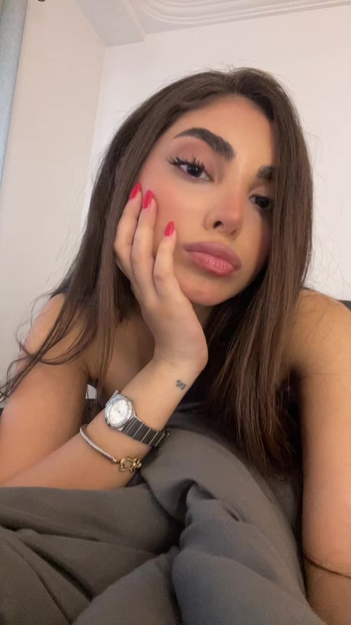 @mobinabaghrzadeh