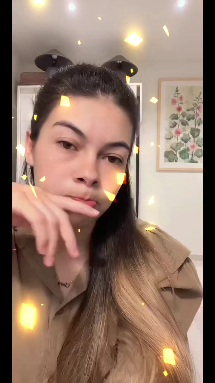 @🪬🫧Clara Silva🎣📴🧠🏹