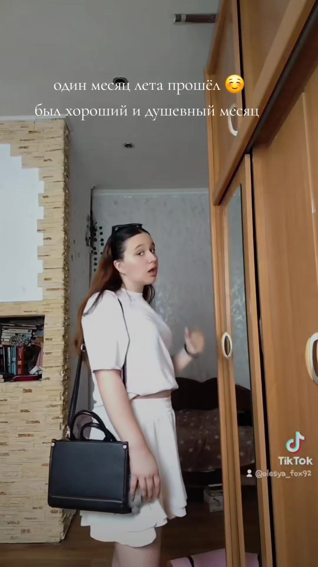 @olesya_fox