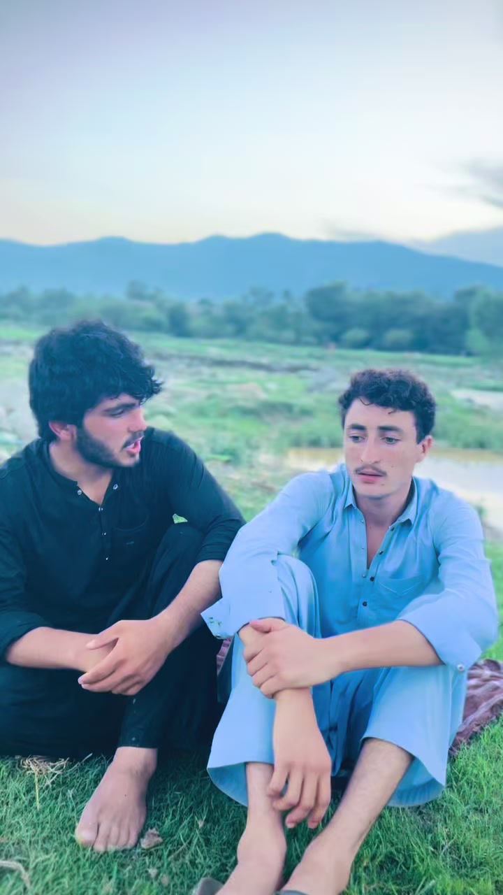 @WAQAS the wolf 😘🤭